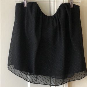 Polka dot strapless blouse w/ built in support